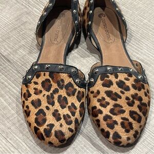 CORSO COMO Women's Brown/Black Calf Hair Leather Leopard Studded Flats size 6